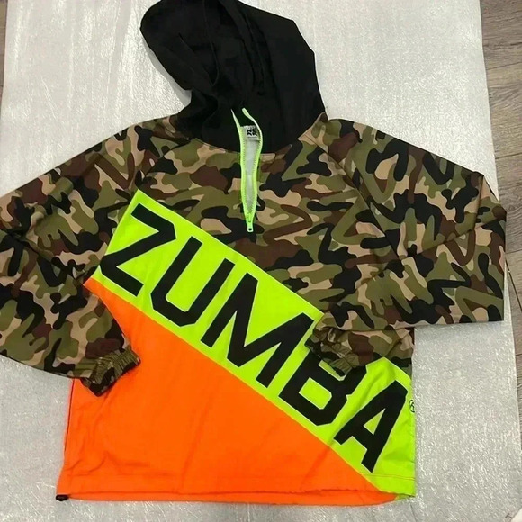 Zumba WEAR 1/4 Zip Pull Over Color Block Hoodie  Windbreaker - Picture 4 of 11